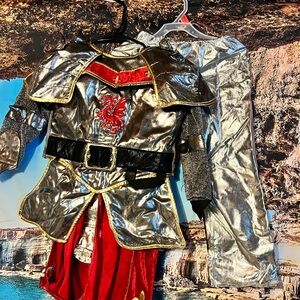Knight Halloween costume for kids. SZ 5-6 Brand new wo tags. 2 piece set